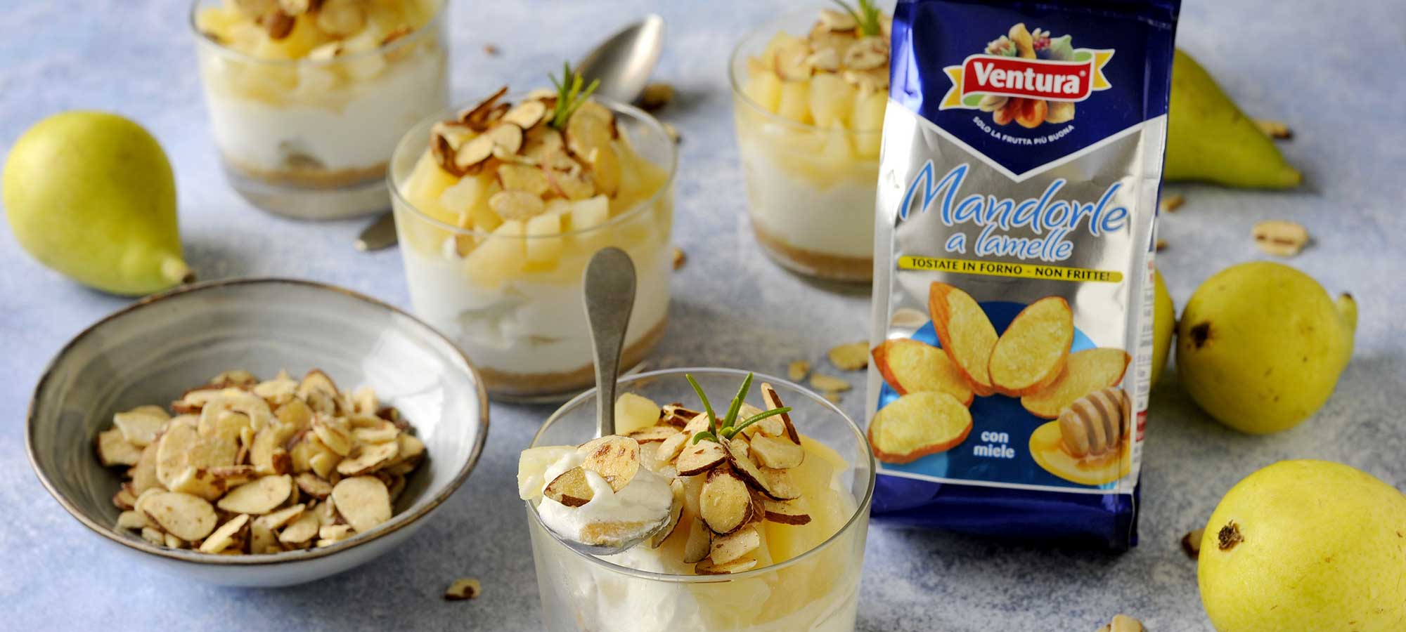 Dolce al bicchiere: cheesecake con ricotta, pere e Mandorle Ventura